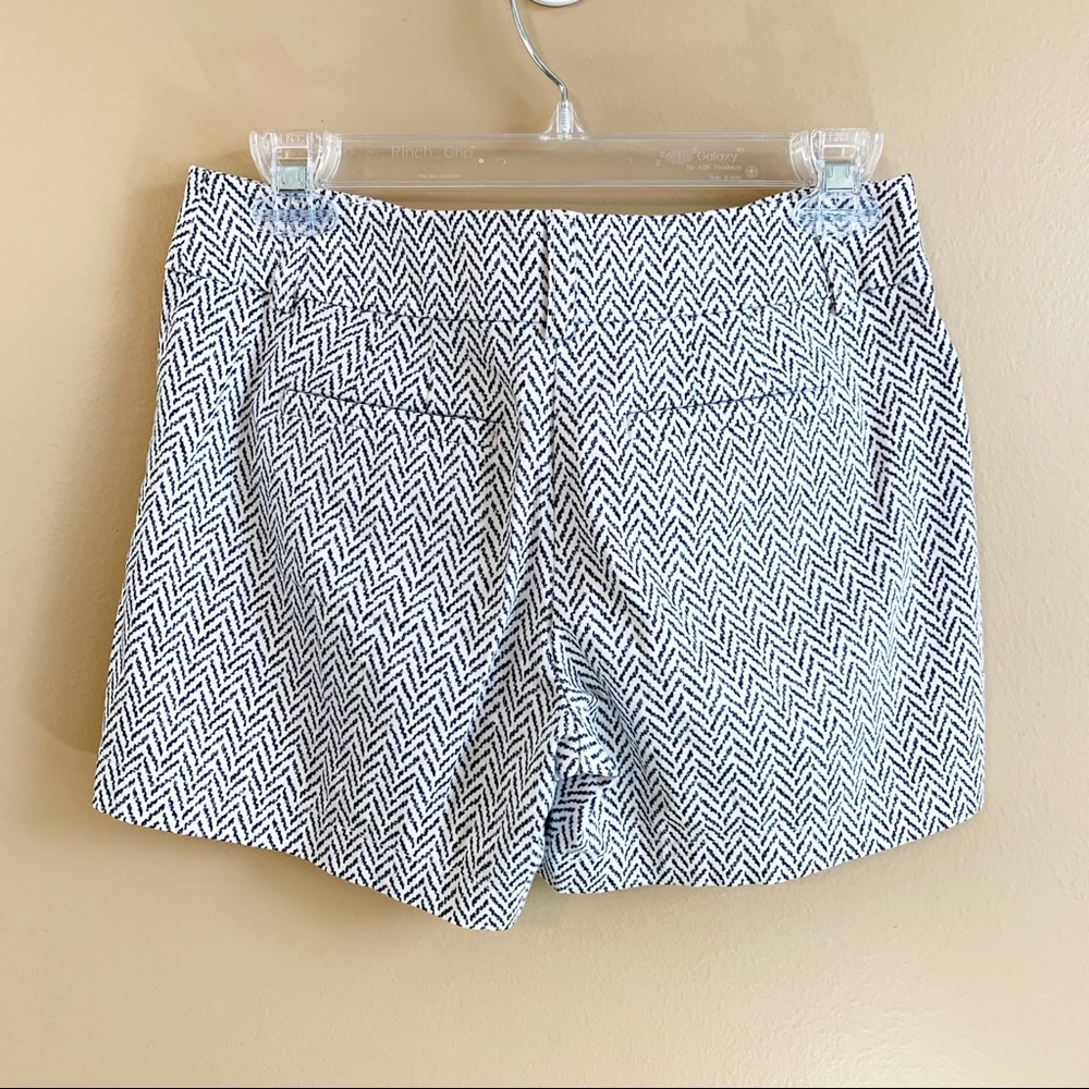 WHBM print shorts dress pockets 5” inseam 00 - Picture 5 of 7